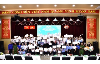 50 suất học bổng “Xây nền ước mơ” tiếp sức cho công nhân con UDC